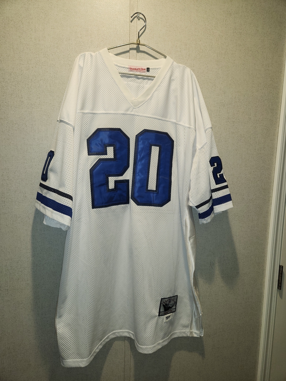 Mitchell & Ness Barry Sanders Football Jersey